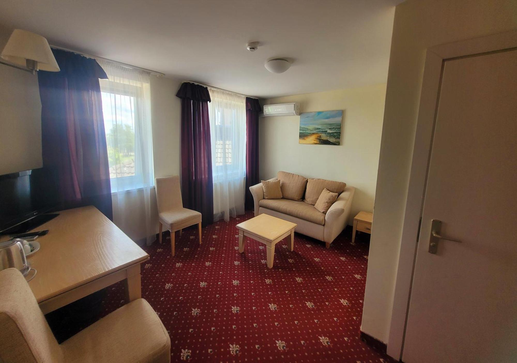 Hotel Pajurio Vieskelis Klaipeda Ngoại thất bức ảnh