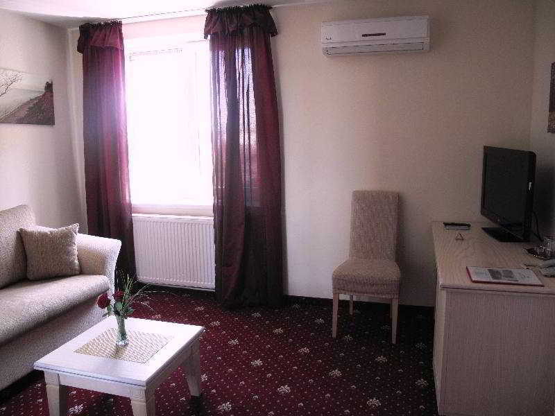 Hotel Pajurio Vieskelis Klaipeda Ngoại thất bức ảnh